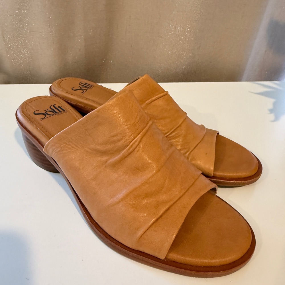 Sofft Womens Tan Leather Ruched Slide Sandals Block Heel Mules SF0079100
